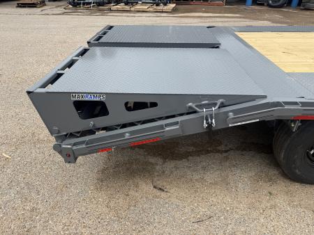 New 2026 Diamond C Trailers FMAX207 102X25MR Gooseneck Bodies