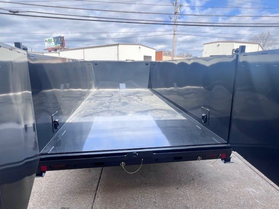 New 2026 Hillcrest Trailers 83x16 14K 40" Sides Telescopic Dump Trailer