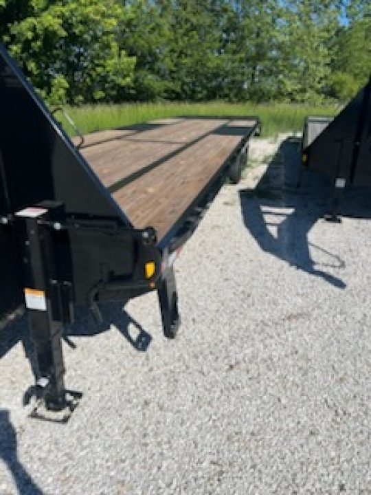 New 2026 Sure-Trac 8.5 x 32 (27+5) HD Low Profile Deckover 22.5K