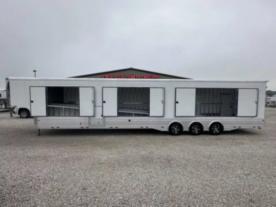 New 2026 Sundowner 3 Car Wedge Enclosed Gooseneck Car Hauler