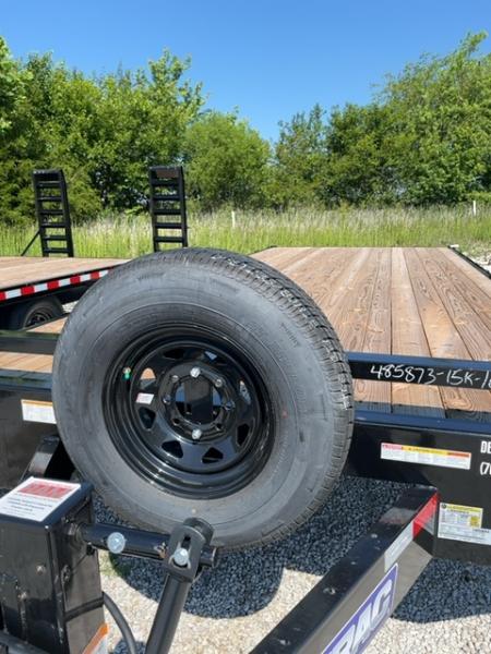 New 2026 Sure-Trac 8.5 x 20 SD Deckover Flatbed 15K