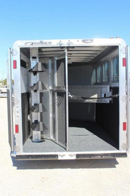 New 2026 Featherlite Trailers 4 Horse Gooseneck 9600 Horse Trailer