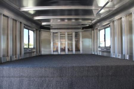 New 2026 Featherlite Trailers 4 Horse Gooseneck 9600 Horse Trailer