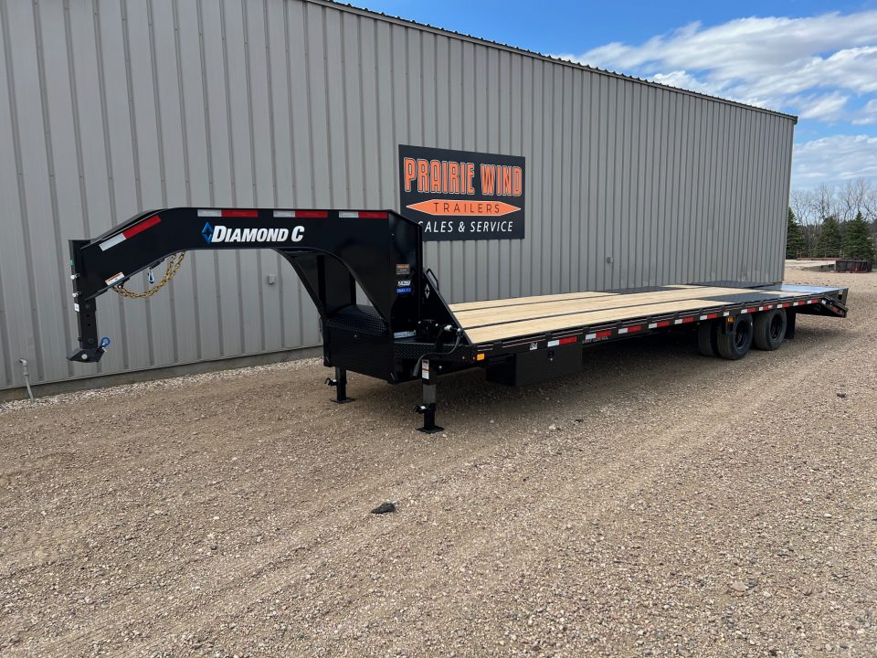 New 2026 Diamond C Trailers 32' FMAX212MR Gooseneck Flatbed Trailer