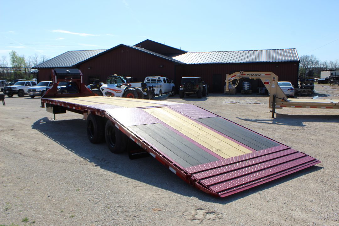New 2026 MAXX-D YHX 34' X 102" Flatbed Trailer