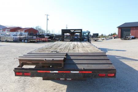 Used 2000 Stav 24' gooseneck Flatbed Trailer
