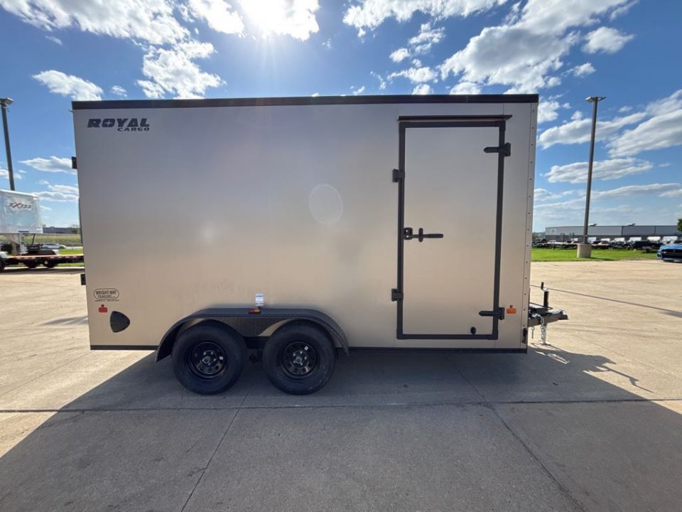 New 2026 SOUTHLAND TRAILER CORP. LCHT35-716V-86R Cargo / Enclosed Trailer