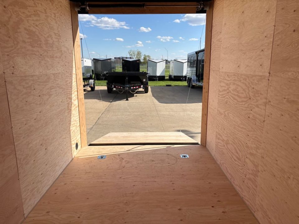 New 2026 SOUTHLAND TRAILER CORP. LCHT35-716V-86R Cargo / Enclosed Trailer
