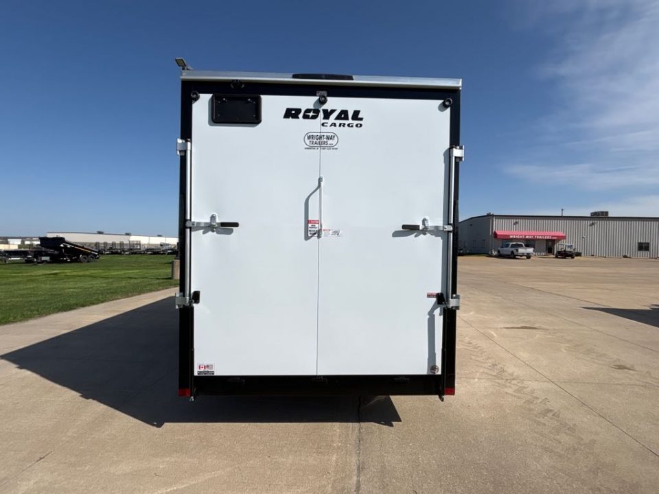 New 2026 SOUTHLAND TRAILER CORP. LCHT35-718V-86R Cargo / Enclosed Trailer