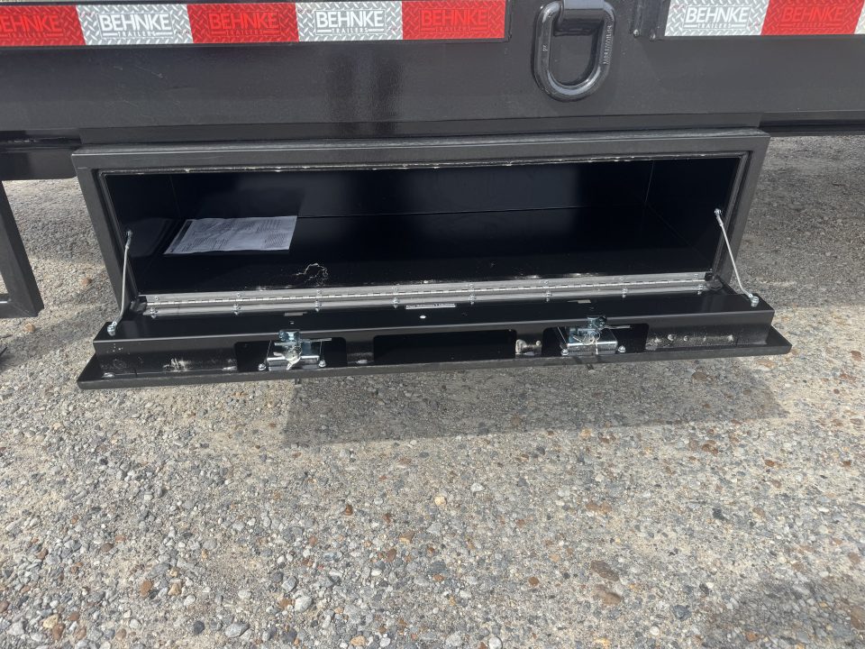 New 2026 Behnke 102"x31' 20 TON Pintle Hitch Tag Trailer *AIR RAMPS*