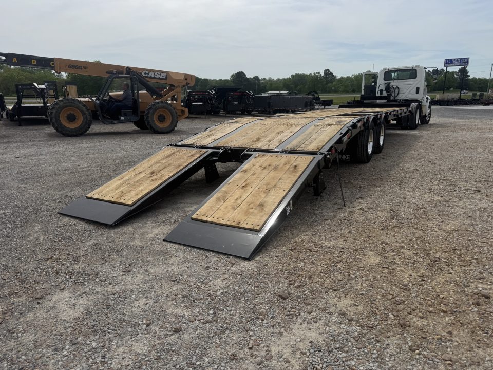 New 2026 Behnke 102"x31' 20 TON Pintle Hitch Tag Trailer *AIR RAMPS*