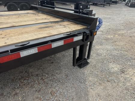 New 2026 Behnke 102"x31' 20 TON Pintle Hitch Tag Trailer *AIR RAMPS*