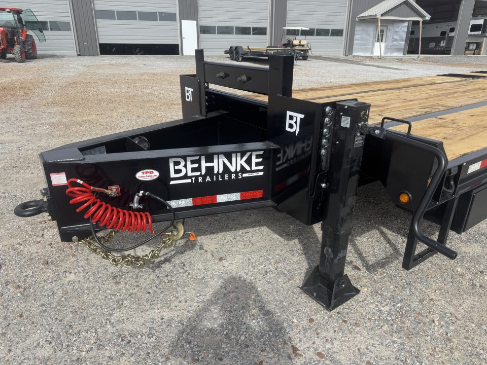 New 2026 Behnke 102"x33' 25 TON Pintle Hitch Trailer *AIR RAMPS*