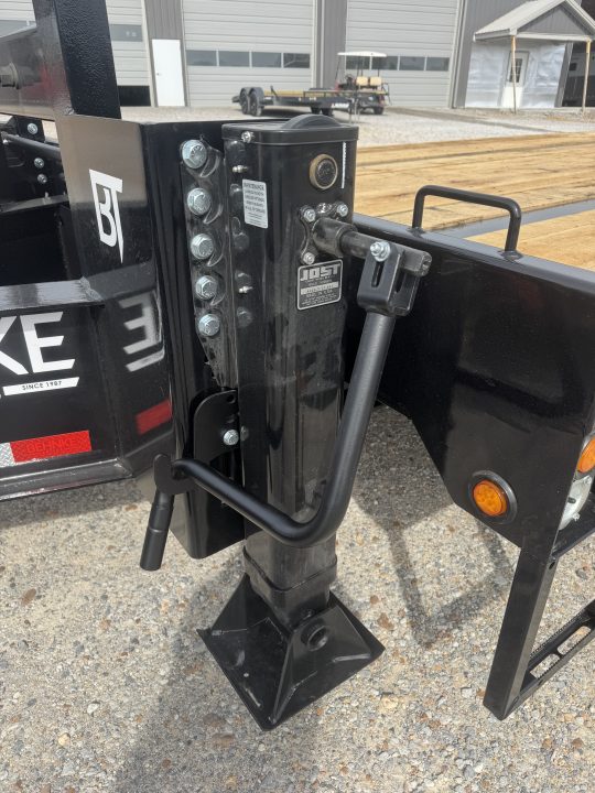 New 2026 Behnke 102"x33' 25 TON Pintle Hitch Trailer *AIR RAMPS*