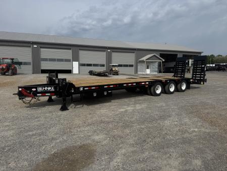 New 2026 Behnke 102"x33' 25 TON Pintle Hitch Trailer *AIR RAMPS*