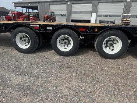 New 2026 Behnke 102"x33' 25 TON Pintle Hitch Trailer *AIR RAMPS*