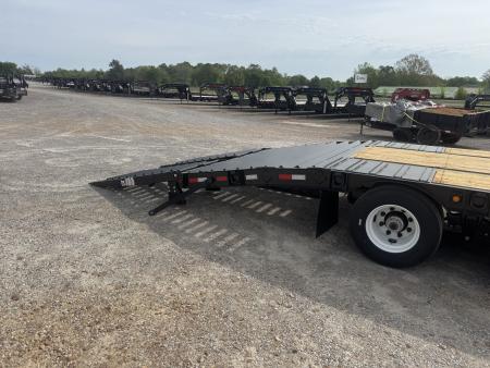 New 2026 Behnke 102"x33' 25 TON Pintle Hitch Trailer *AIR RAMPS*