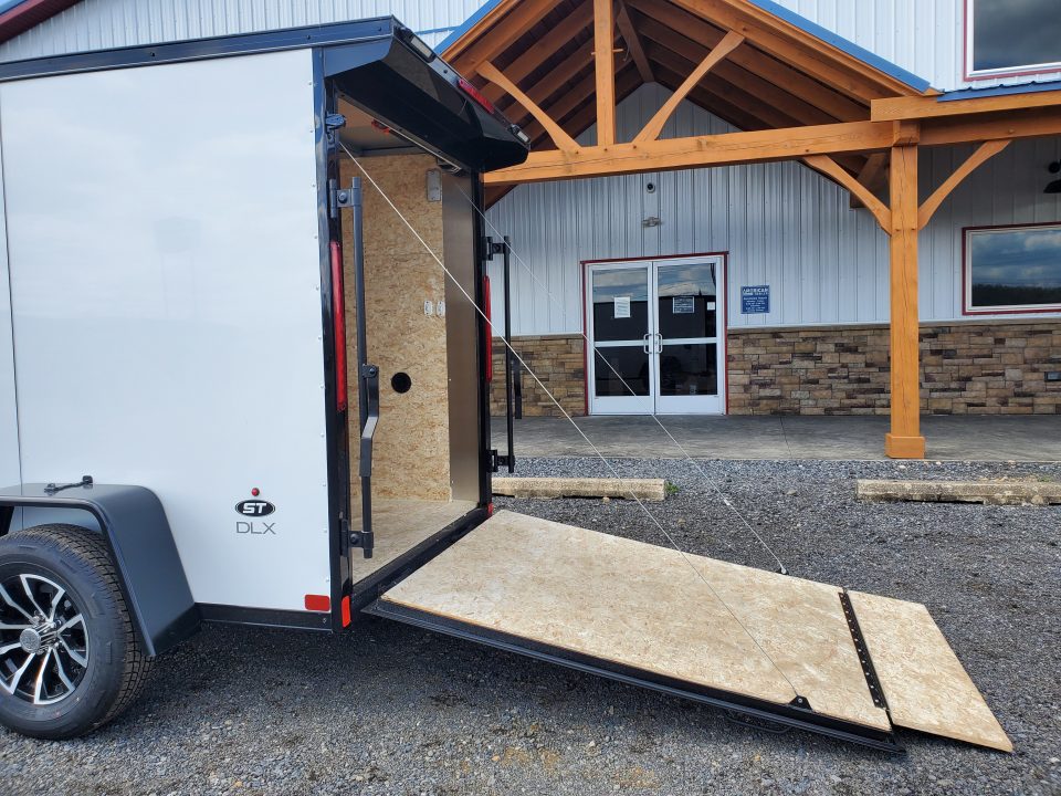 New 2026 Look Trailers ST DLX Cargo / Enclosed Trailer / 5'X8' / 2990GVWR