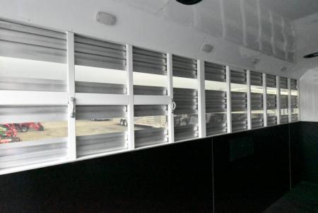 New 2026 Bison Trailers TH71016 Horse Trailer