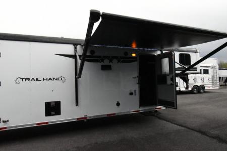 New 2026 Bison Trailers TH71016 Horse Trailer