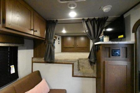 New 2026 Bison Trailers TH71016 Horse Trailer