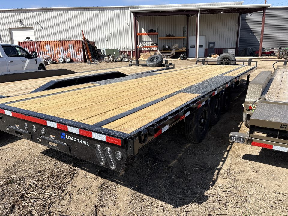 New 2026 Load Trail 102"x28' triple axle Deckover Trailer