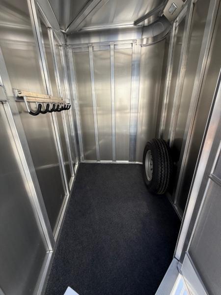New 2026 Adam 2H Slant Mustang Horse Trailer