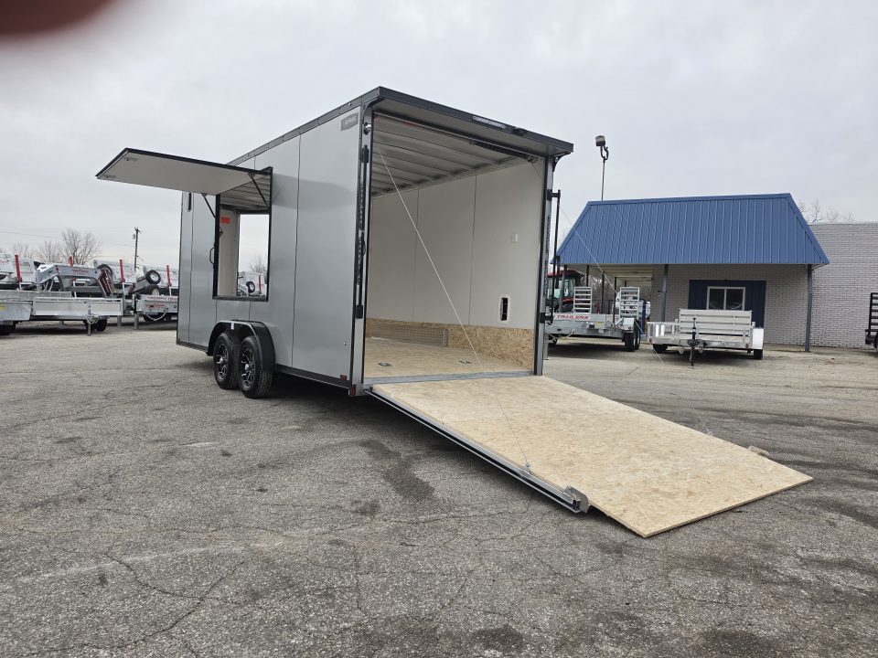 New 7.5 X 18 + 5' V NOSE SNOWMOBILE ENCLOSED ALL ALUMINUM POLY COMPOSITE EXTERIOR 2026 LIGHTNING SIDE ESCAPE DOOR