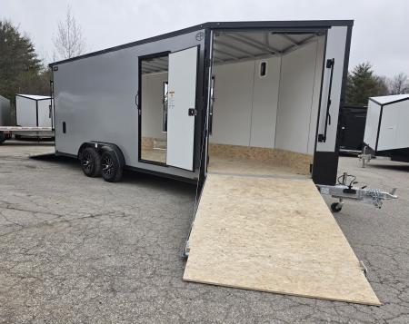 New 7.5 X 18 + 5' V NOSE SNOWMOBILE ENCLOSED ALL ALUMINUM POLY COMPOSITE EXTERIOR 2026 LIGHTNING SIDE ESCAPE DOOR