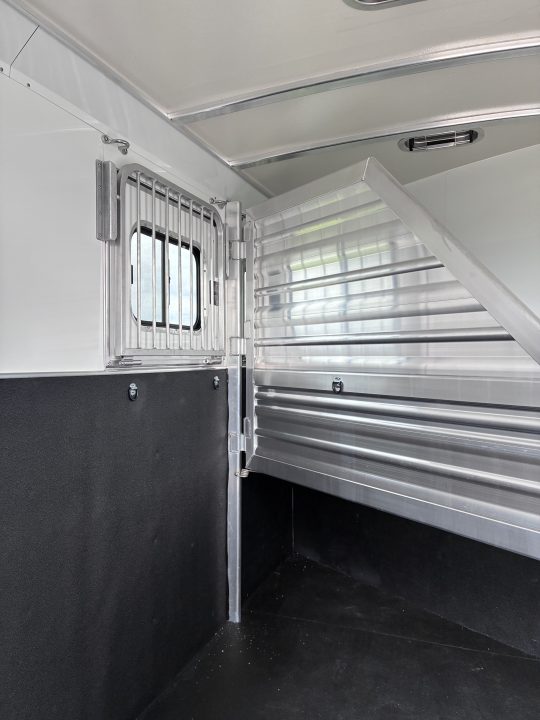 New 2027 Cimarron Trailers 2 Horse Slant Load Bumper Pull Horse Trailer