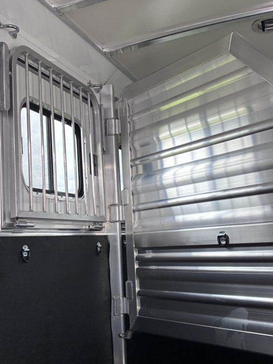 New 2027 Cimarron Trailers 2 Horse Slant Load Bumper Pull Horse Trailer