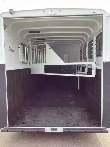 New 2026 Thuro-Bilt Liberty 7'6" Tall-4 Horse Trailer-Adjustable Dividers-1' Added Length