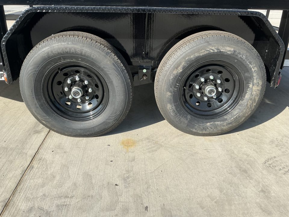 New 2026 PJ 83"x16' Angle Pipetop Trailer – P8