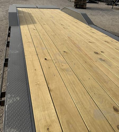 New 2026 East Texas Trailers 102"x24' Gooseneck Lowstyle w/ Drive over fenders & Mini Macho Dove Equipment Trailer