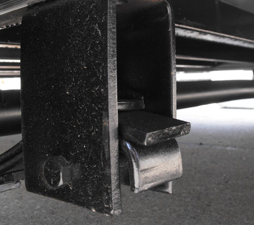 New Enclosed Trailer 7 X12 7' Int 5200 LB Axle/Brks White