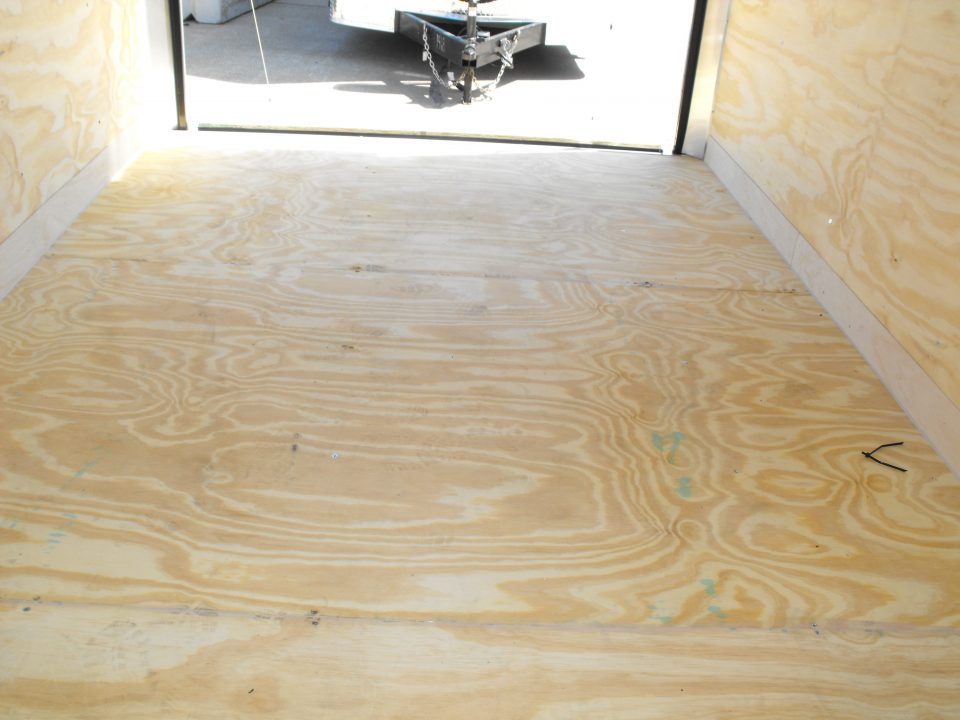 New Enclosed Trailer 7 X12 7' Int 5200 LB Axle/Brks White