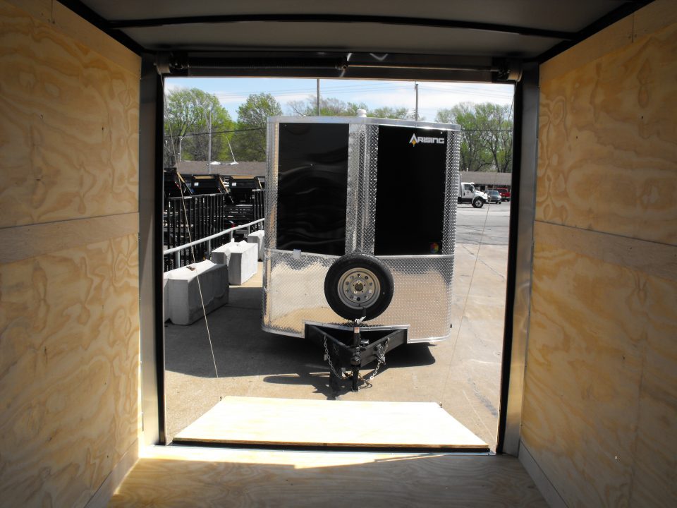 New Enclosed Trailer 7 X12 7' Int 5200 LB Axle/Brks White