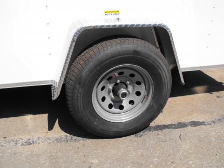 New Enclosed Trailer 7 X12 7' Int 5200 LB Axle/Brks White