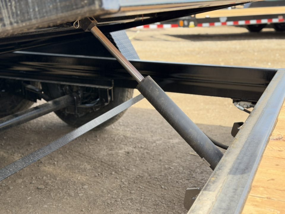 New 2026 Southland Trailers 7-HD22 Tilt Deck Equipment hauler 16K GVWR