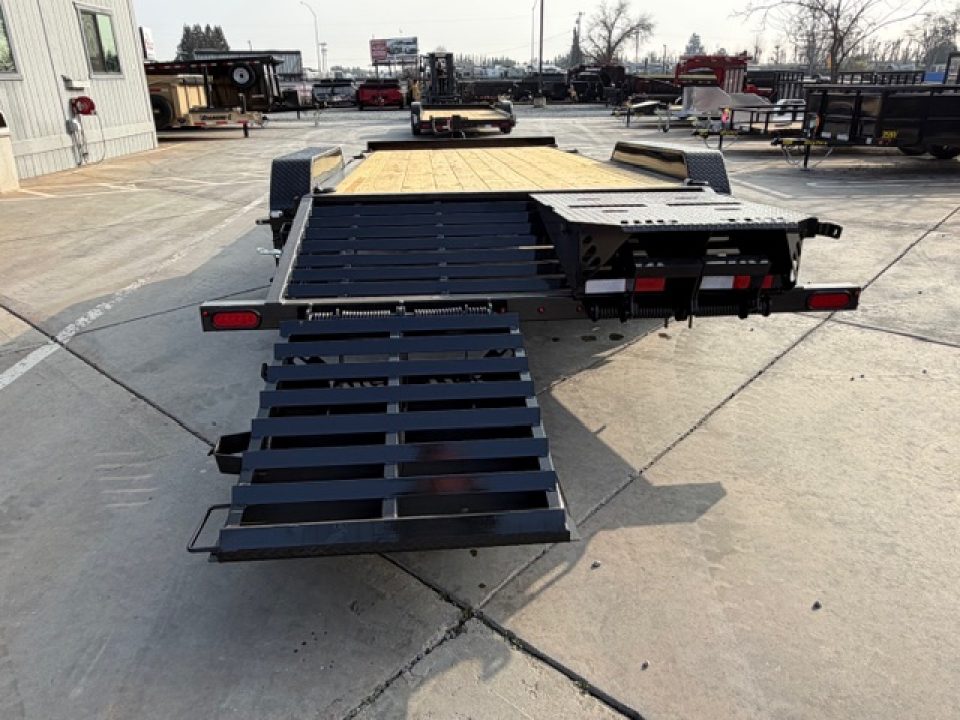 New 2026 Big Tex Trailers 14EH-18D3A-MR 7FT X 18FT 15.4K GVW Equipment Trailer