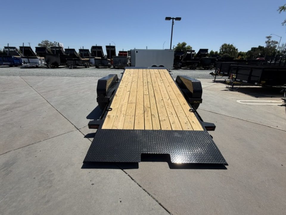 New 2026 Big Tex Trailers 14EH-18D3A-MR 7FT X 18FT 15.4K GVW Equipment Trailer