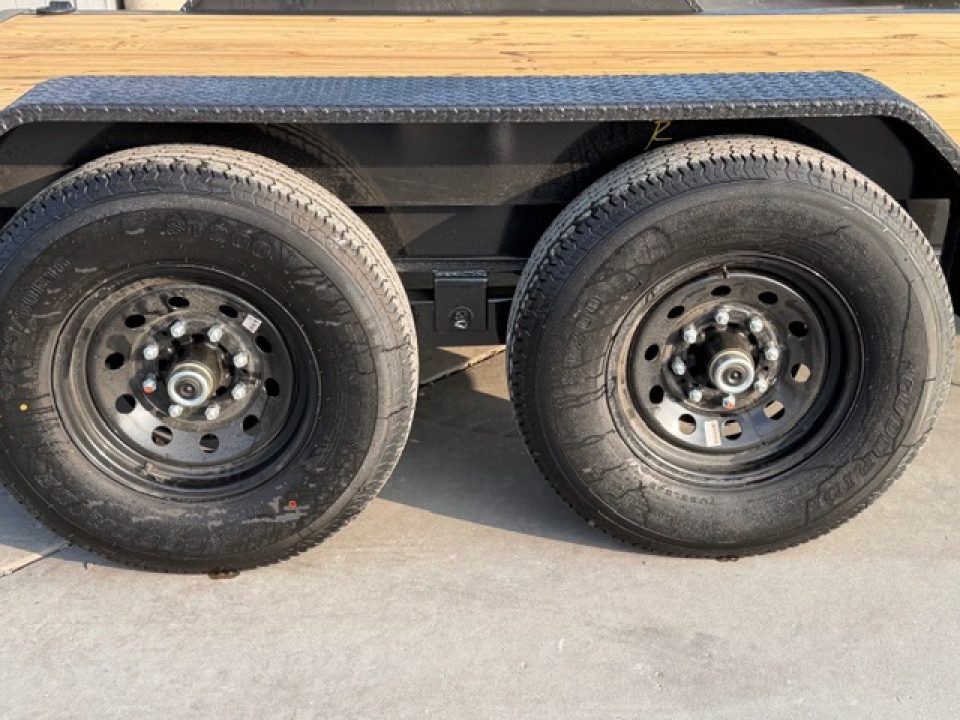 New 2026 Big Tex Trailers 14EH-20D3A-MR 7FT X 20FT 15.4K GVW Car Hauler