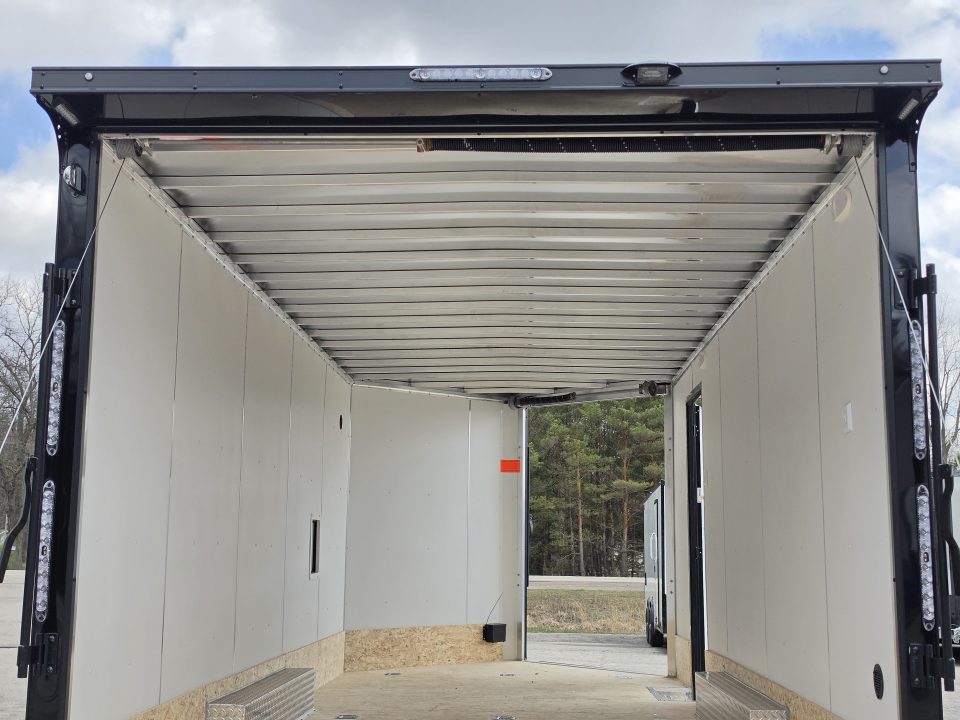 New 8'X20'+ 48" VNOSE W/RAMP CAR HAULER ENCLOSED 5200# AXLES ALL ALUMINUM LIGHTNING 2026