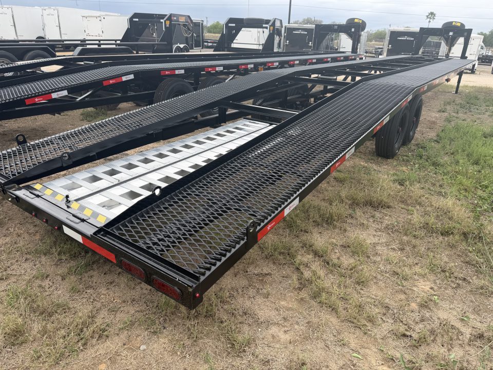 New 2026 5 Star Trailers 43ft Gooseneck 2/3 Car Hauler