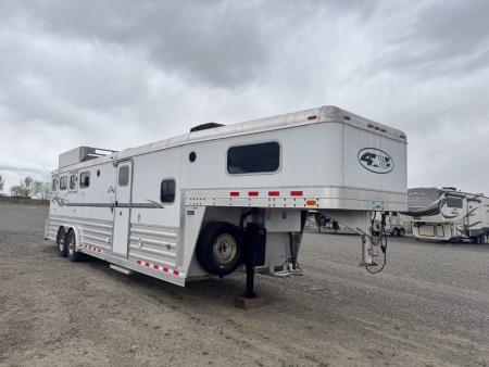 Used 2007 4-Star Trailers 4H LIVING QUARTER Horse Trailer