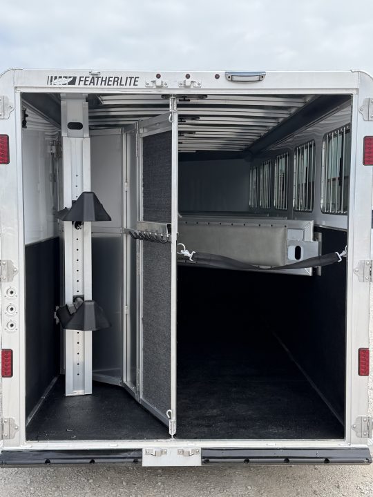 New 2026 Featherlite 5 Horse Gooseneck Horse Trailer