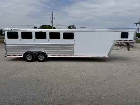 New 2026 Featherlite 5 Horse Gooseneck Horse Trailer