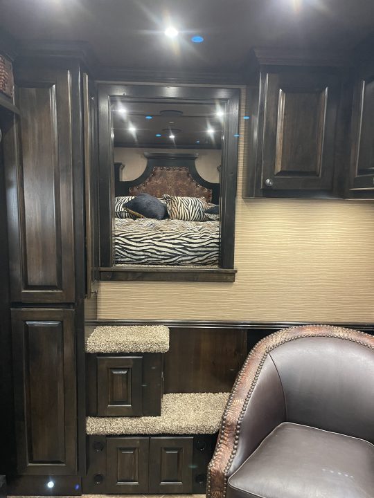 Used 2016 4-Star Trailers 4H REVERSE SIDE LOAD Horse Trailer