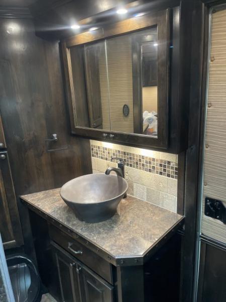 Used 2016 4-Star Trailers 4H REVERSE SIDE LOAD Horse Trailer