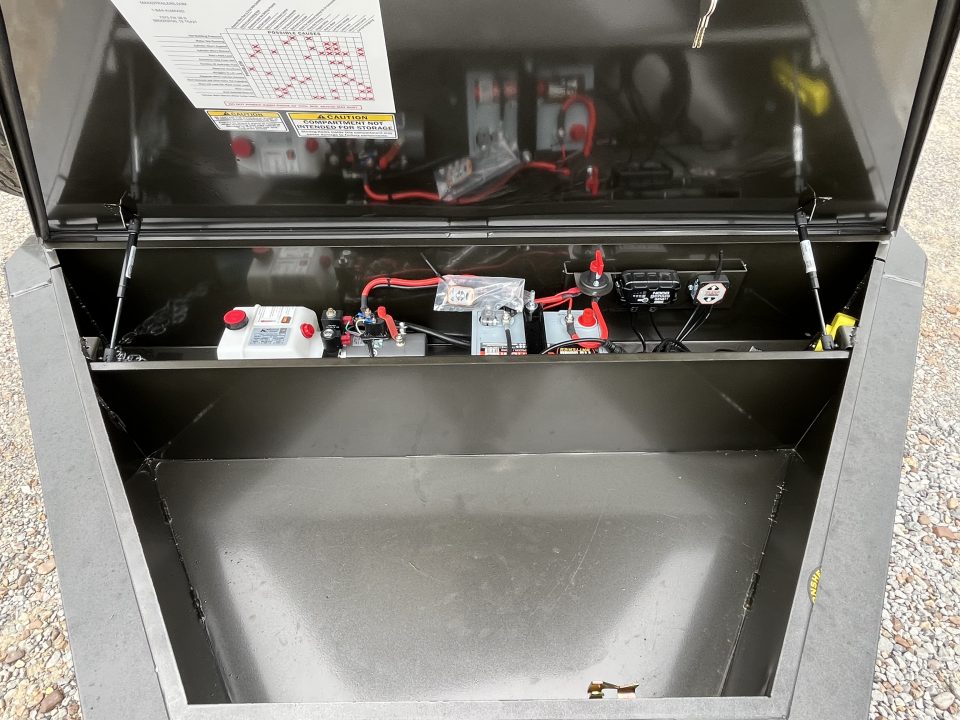 New 2026 MAXXD Dump Trailer | 14' x 83" | 14K GVWR